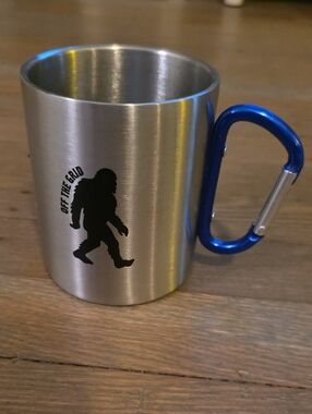 Wilcor Bigfoot Stainless Steel Mug with Carabiner Handle - 'Off The Grid' Design